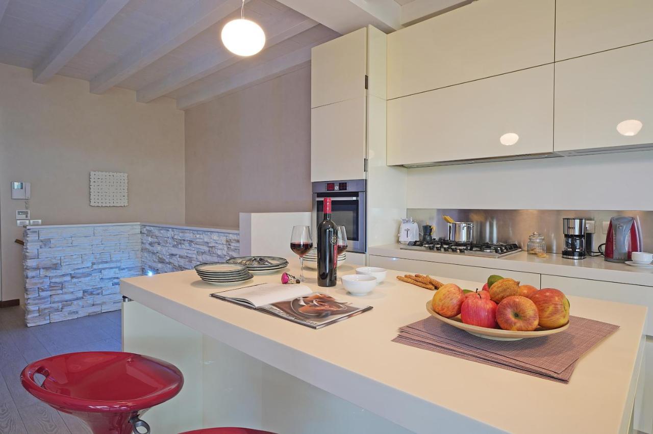 Giulia Luxury Apartment Sirmione Extérieur photo