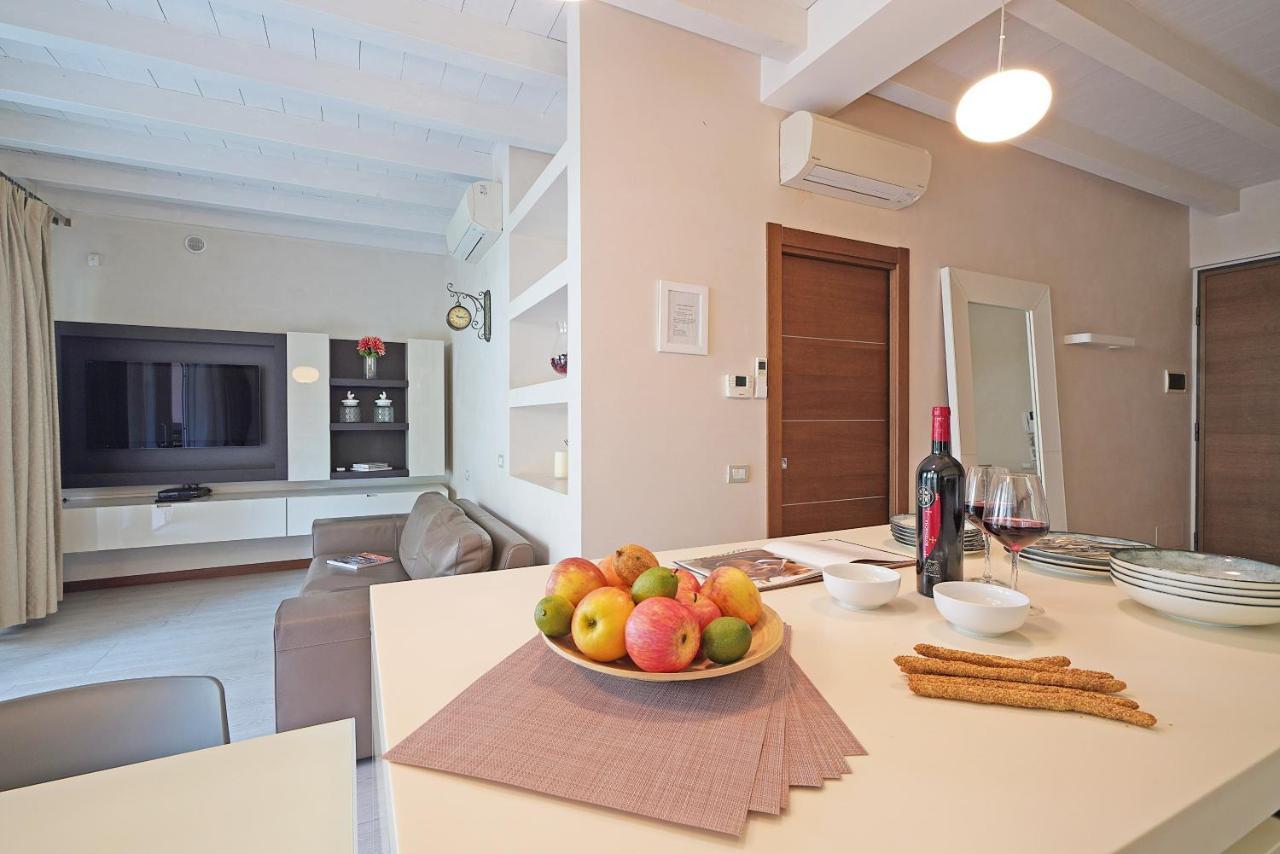 Giulia Luxury Apartment Sirmione Extérieur photo
