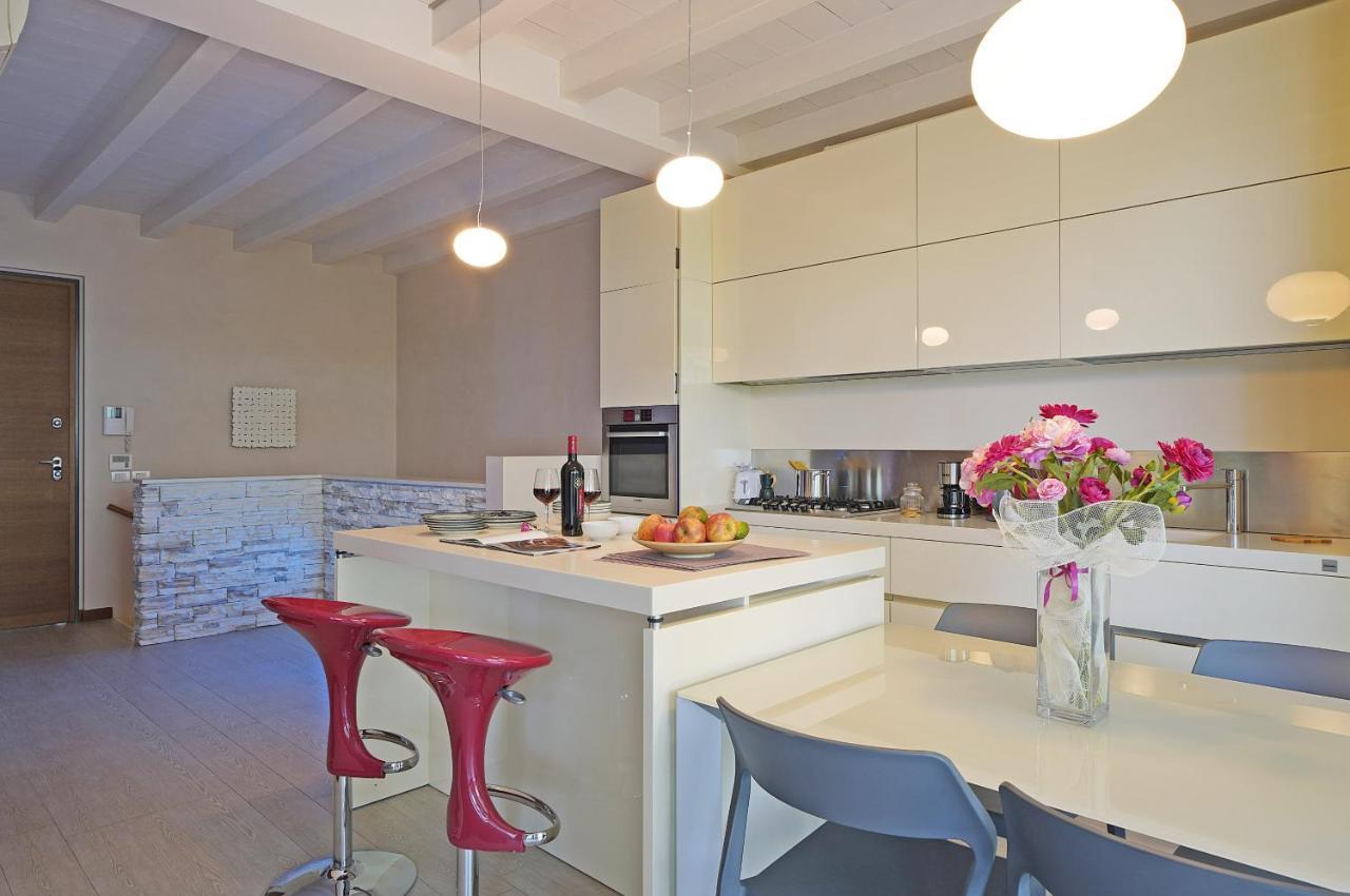 Giulia Luxury Apartment Sirmione Extérieur photo