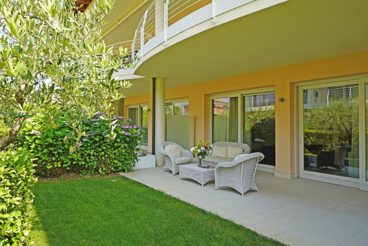 Giulia Luxury Apartment Sirmione Extérieur photo